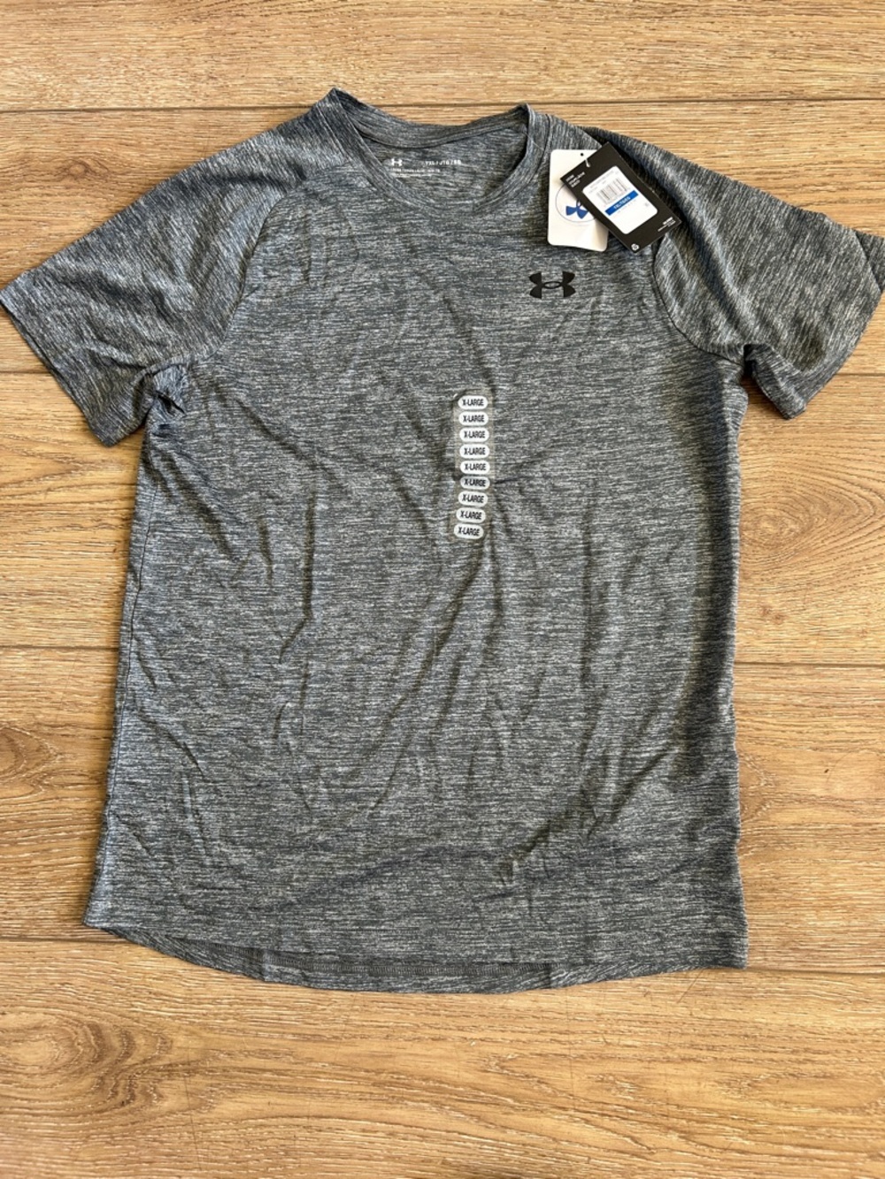 NEW Under Armour Loose Youth XL Short Sleeve T